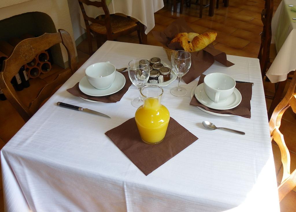 Human Hotel Restaurant Park Вилкроз Екстериор снимка